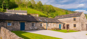 Heron Cottage Upperdale Peak District